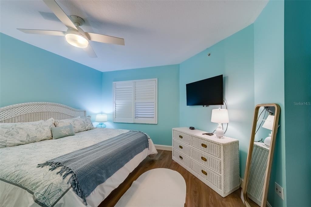 16500 Gulf Boulevard - Photo 32