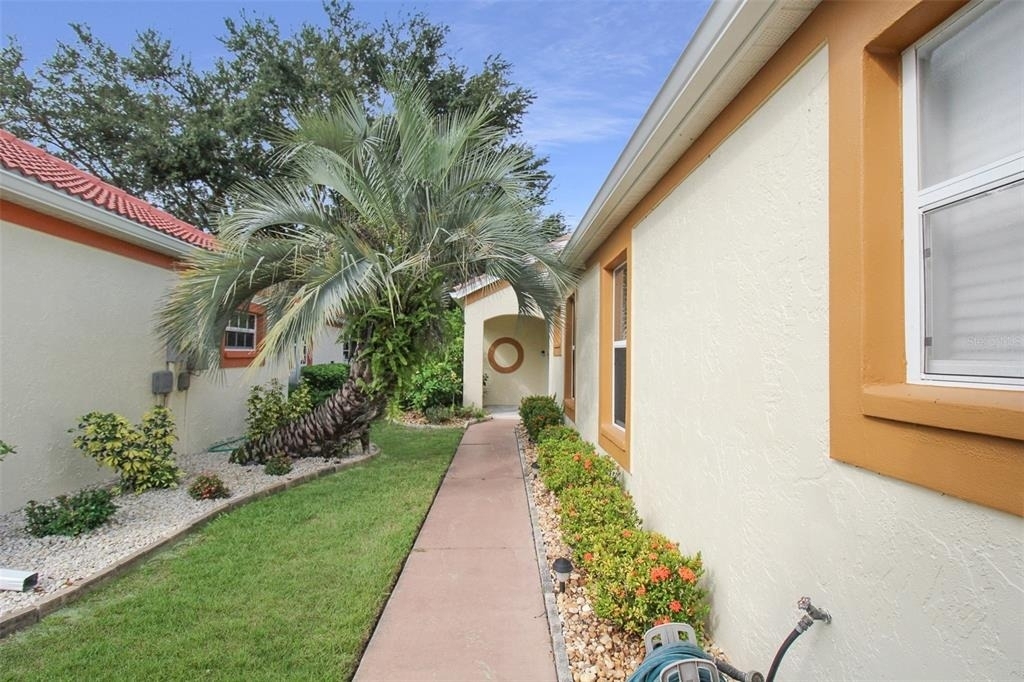 1304 Capri Isles Boulevard - Photo 3