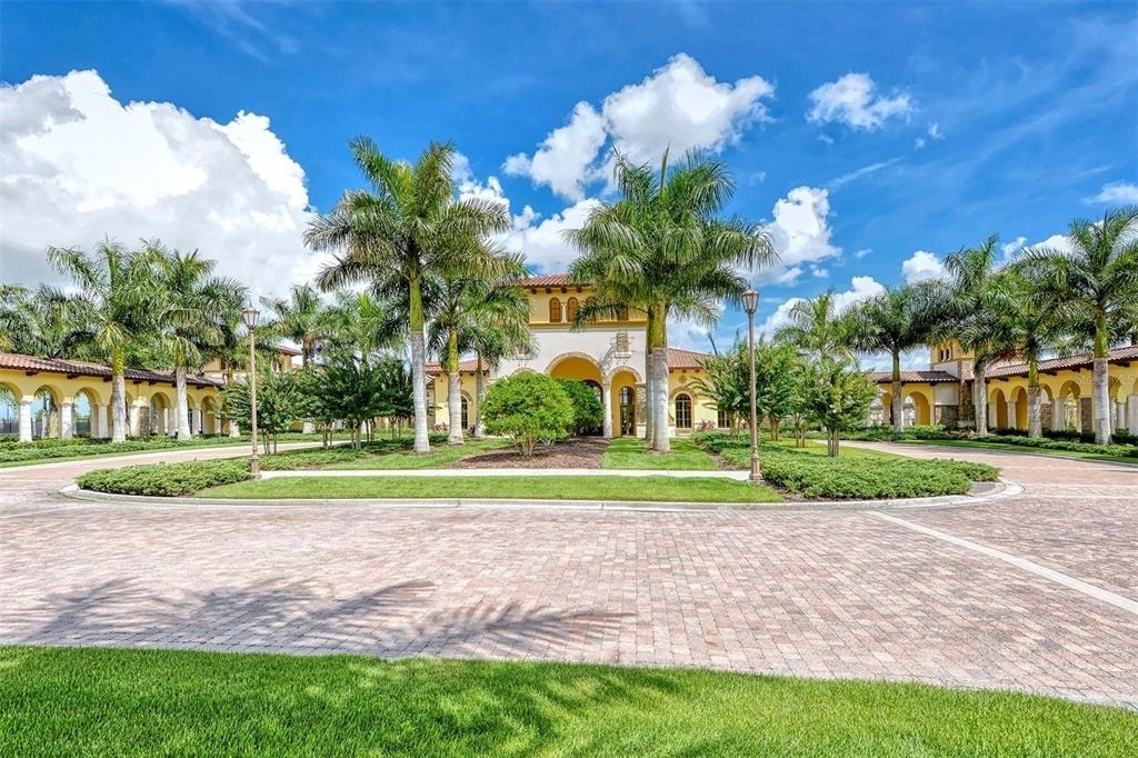 20223 Lagente Circle - Photo 41