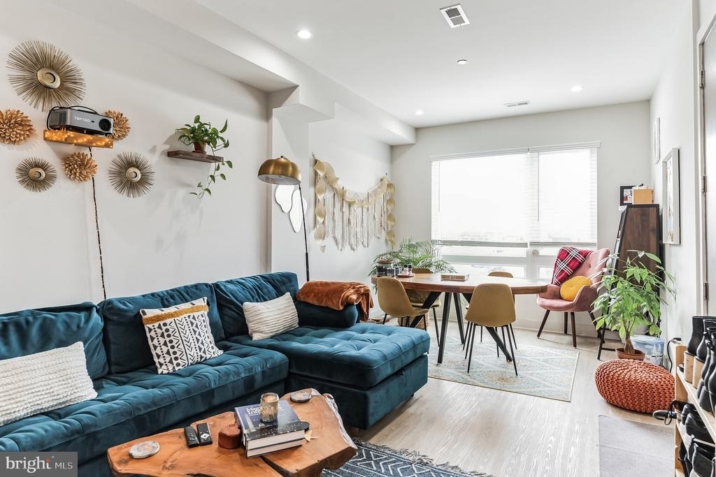 3523 14th Street Nw - Photo 2