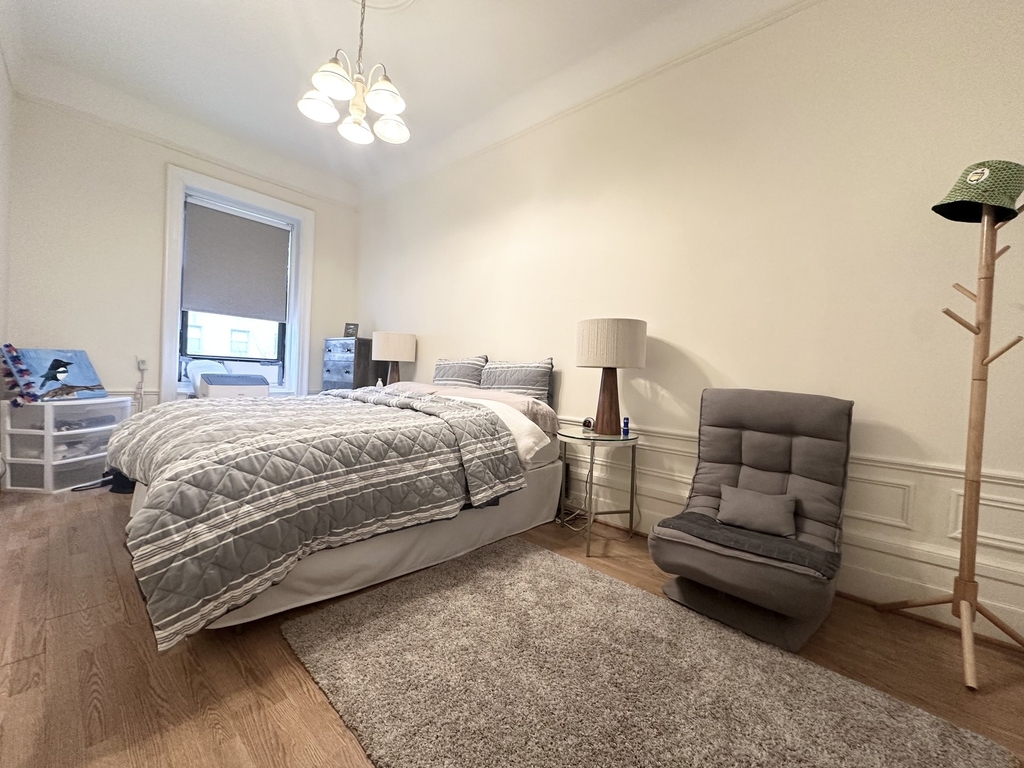 320 West 106th Street - Photo 3