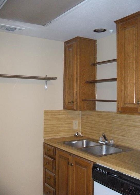 2529 Rio Grande St - Photo 6