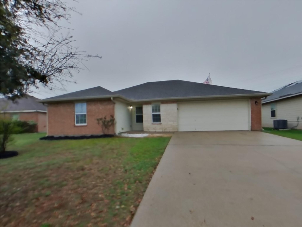 104 Druse Ln - Photo 0