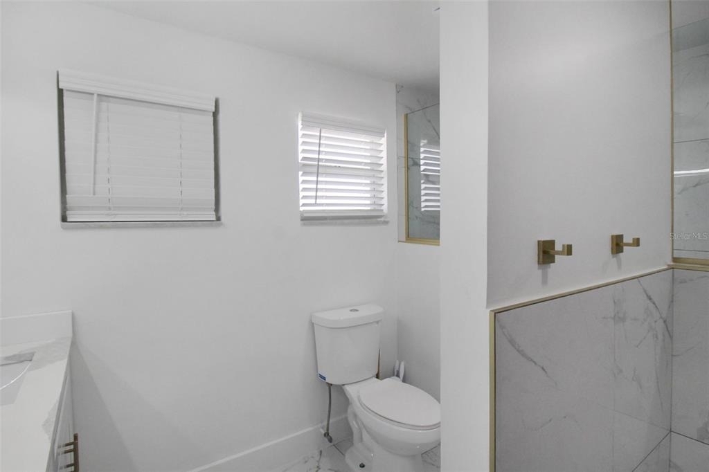 945 Bal Harbor Boulevard - Photo 22