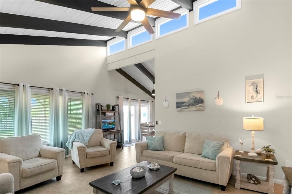 5824 Wildwood Avenue - Photo 9