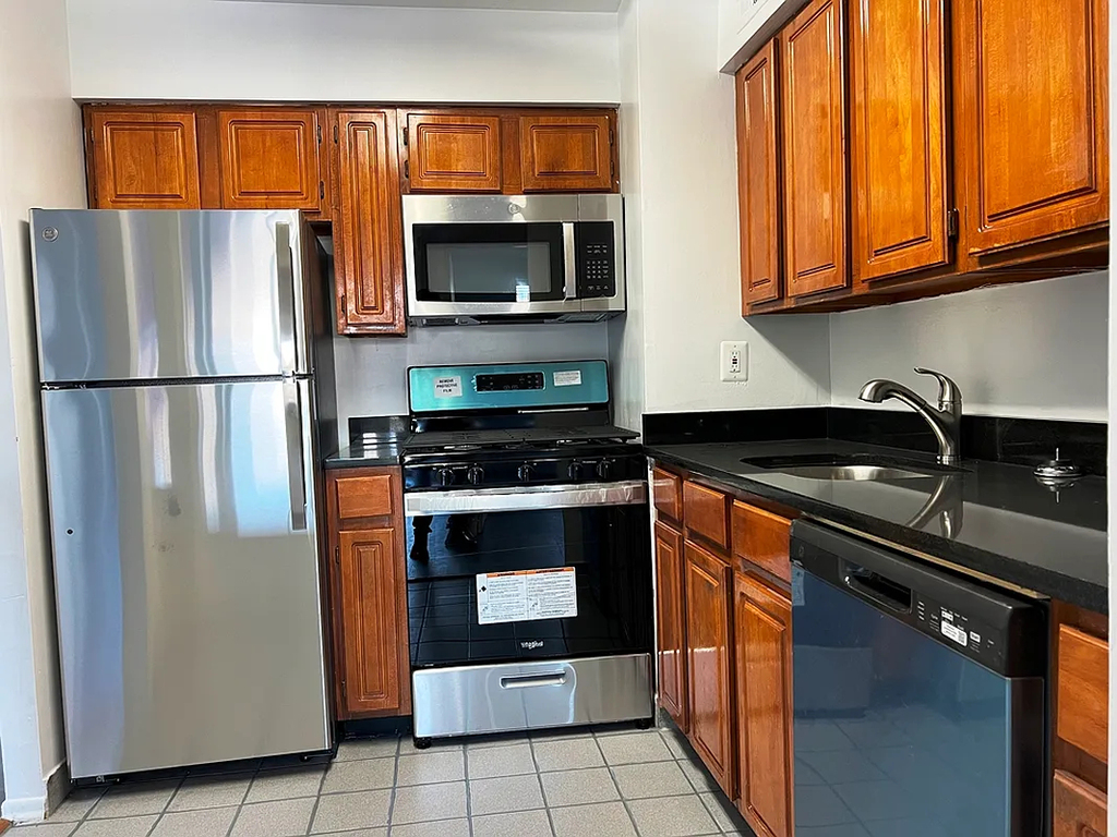 14-56 31st Drive - Photo 2