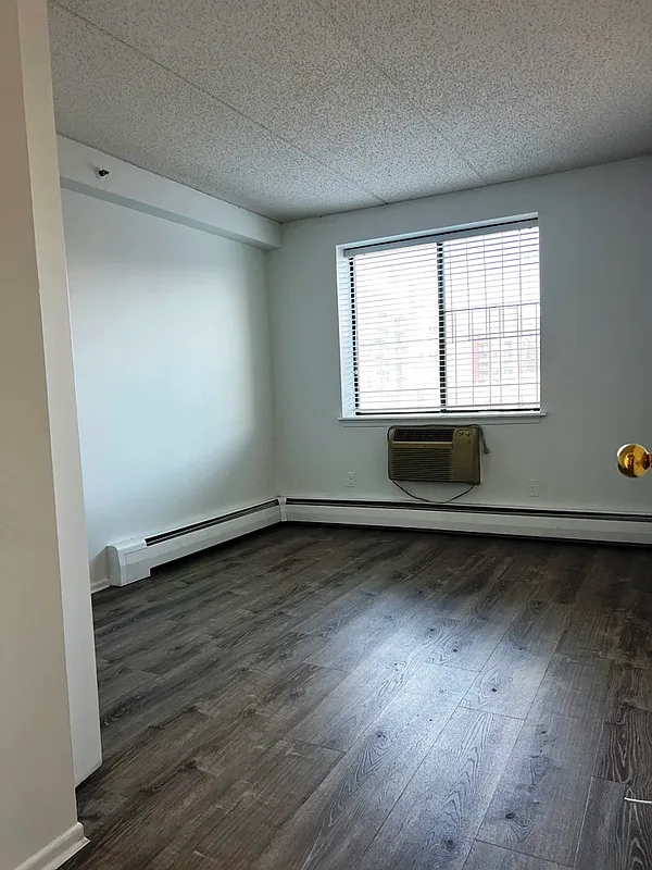 14-56 31st Drive - Photo 5