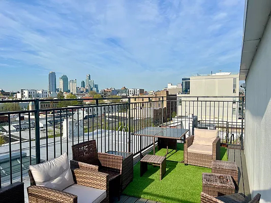 220 Franklin Street - Photo 9