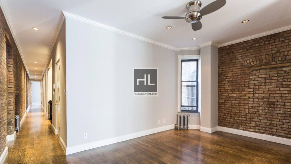 West 103rd Street - Photo 0