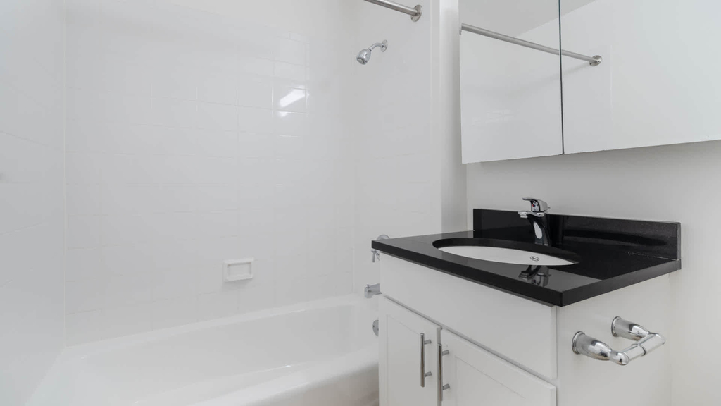 180 Montague St. - Photo 16