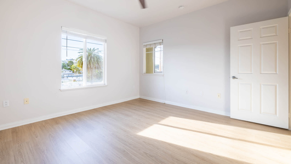 8700 Pershing Dr. - Photo 15