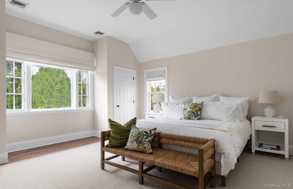 327 Georgica Road - Photo 22