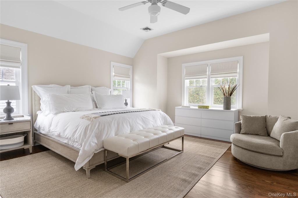 327 Georgica Road - Photo 20