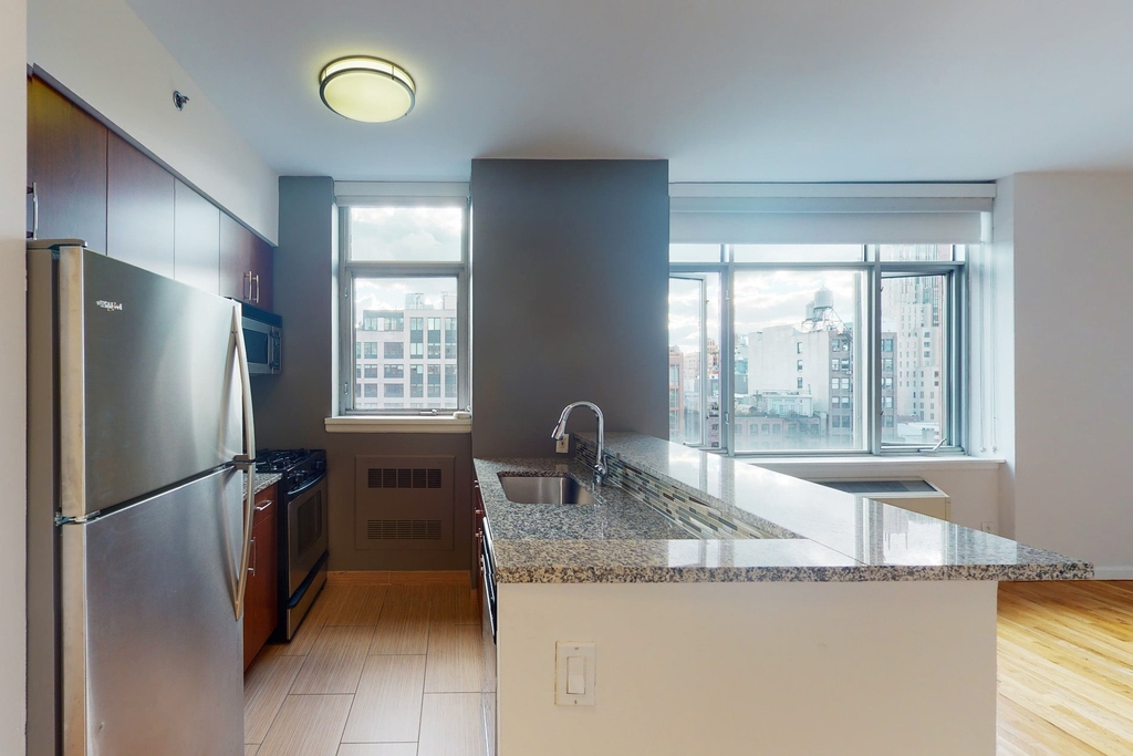 120 W. 21st - Photo 16