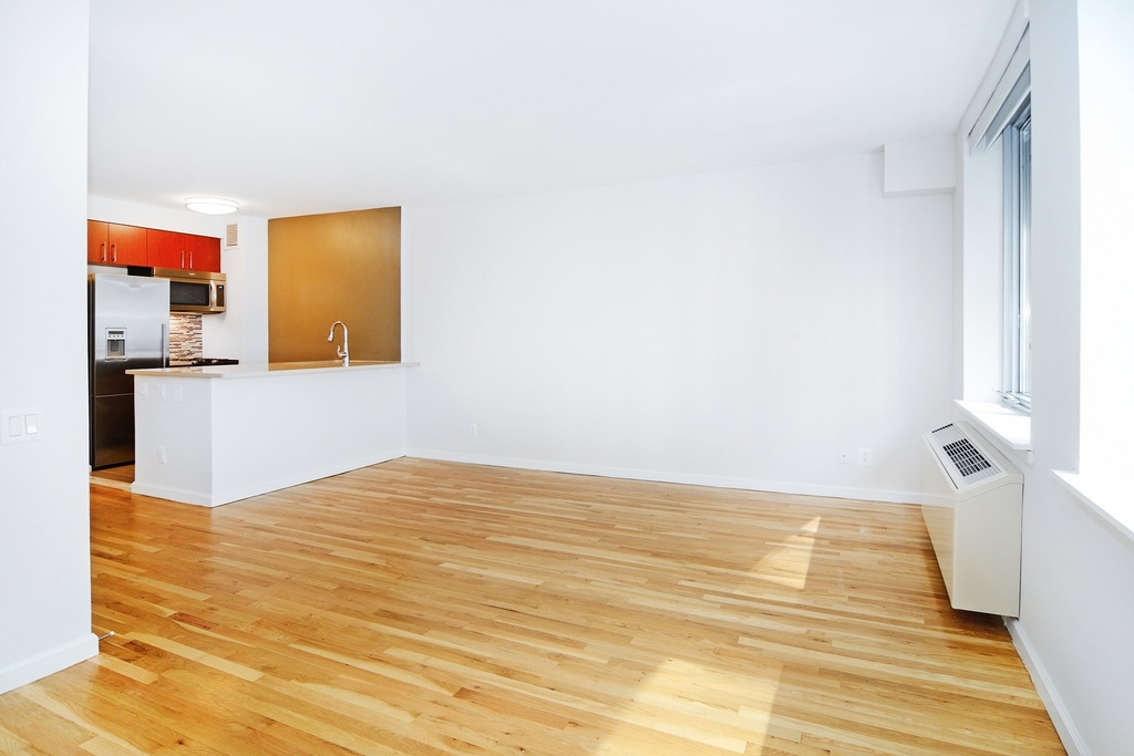120 W. 21st - Photo 19