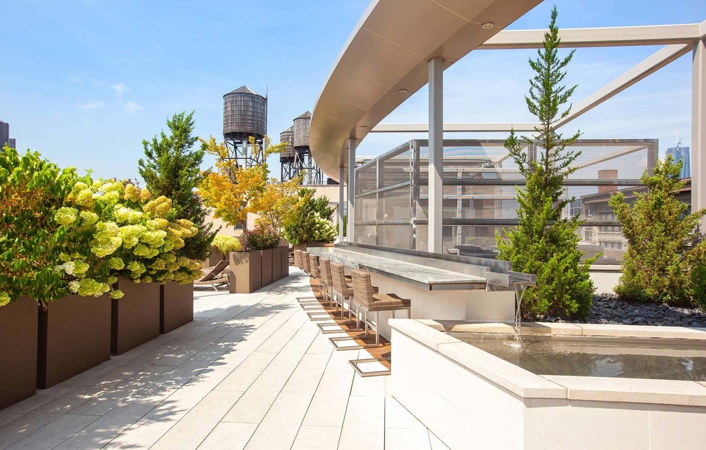 120 W. 21st - Photo 6