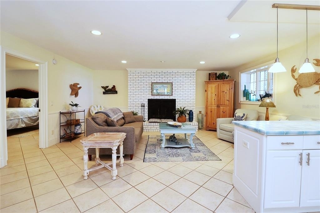 1913 Hill Street - Photo 6