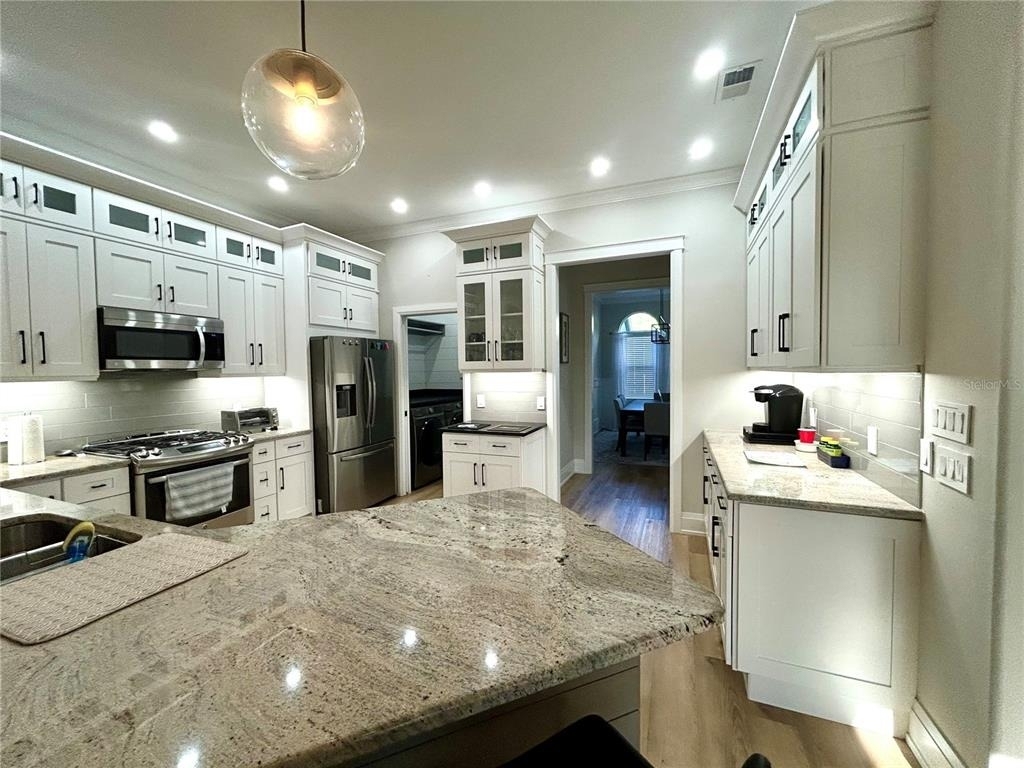 7448 39th Court E - Photo 9