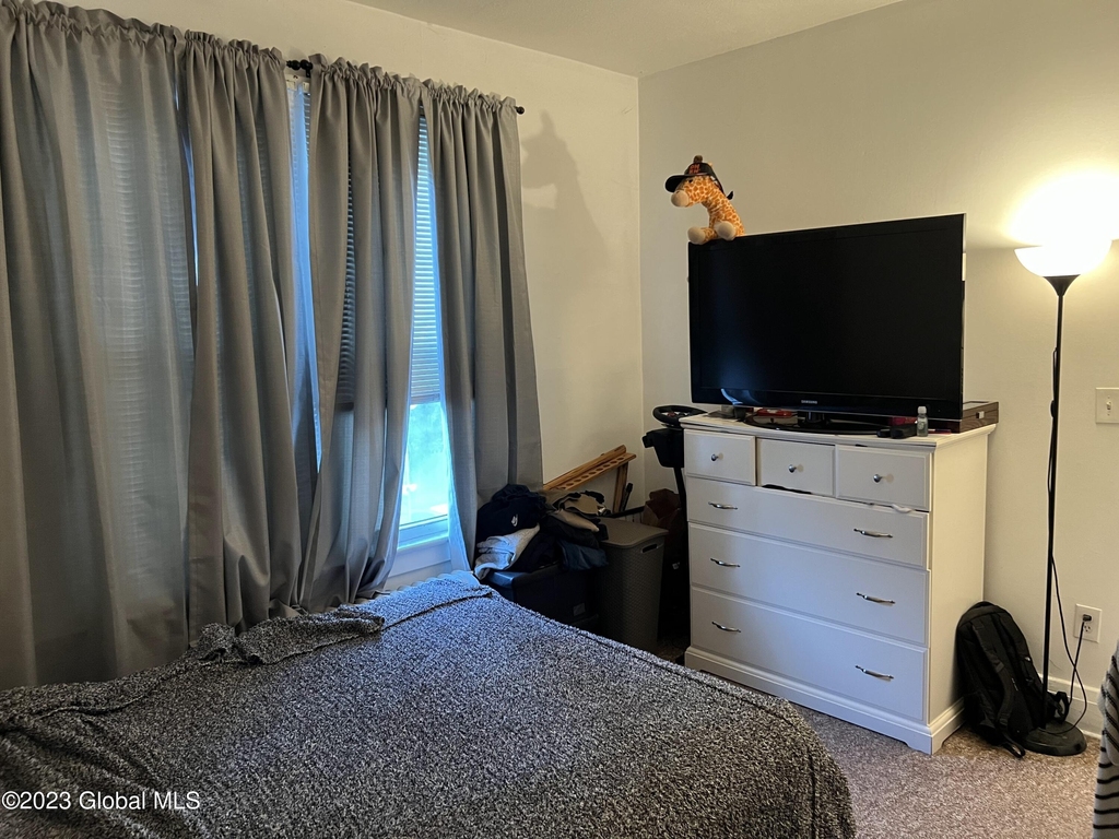 634 Western Avenue - Photo 5