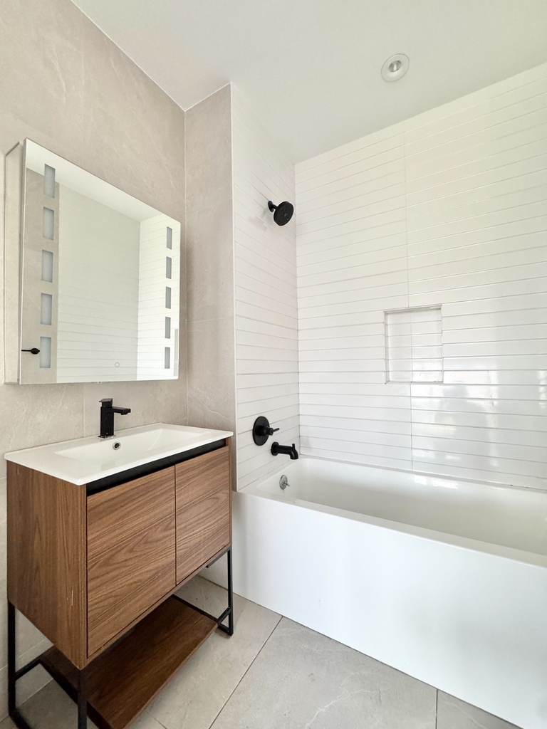 333 Linden Boulevard - Photo 6