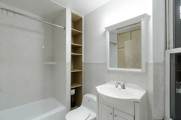 West 48th Street/ 10th ave - Photo 4