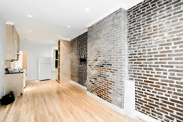 West 48th Street/ 10th ave - Photo 2