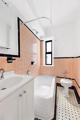107 University Place - Photo 2