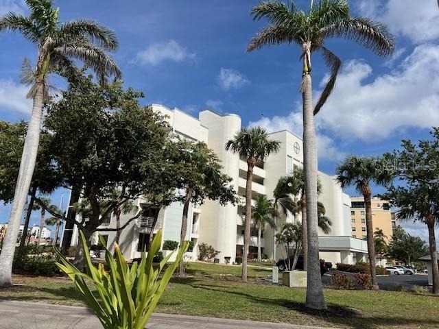3020 Matecumbe Key Road - Photo 2