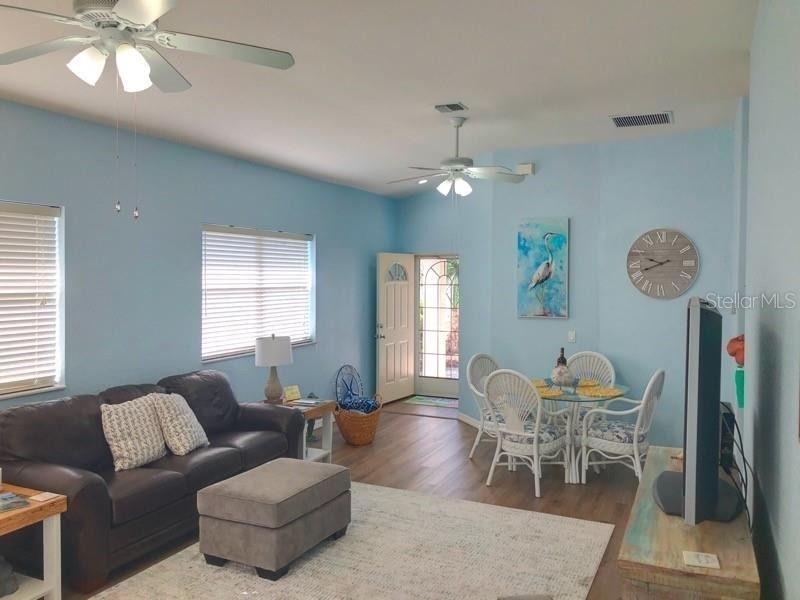 1211 Hot Springs Point - Photo 4