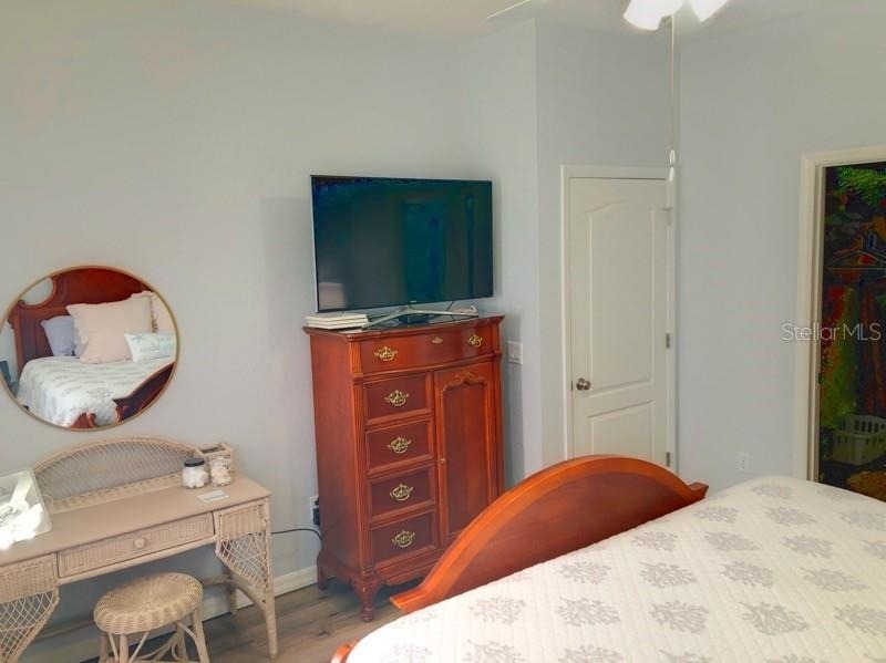 1211 Hot Springs Point - Photo 15