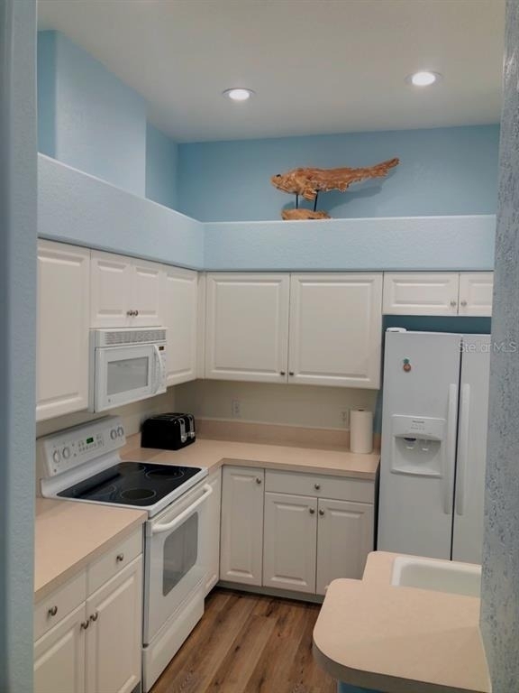 1211 Hot Springs Point - Photo 10