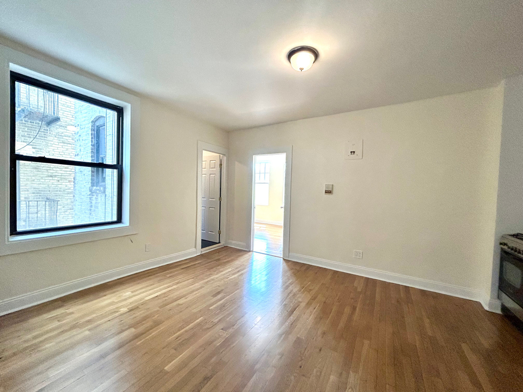 West 11th Street - Photo 1