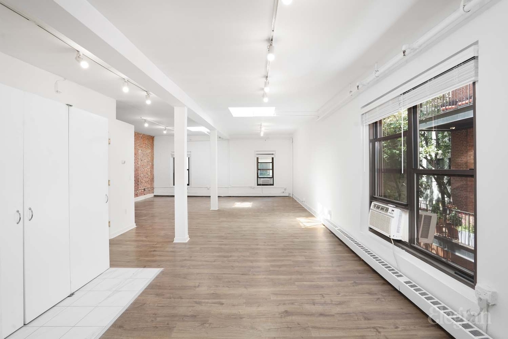 120 East 13th Street - Photo 11