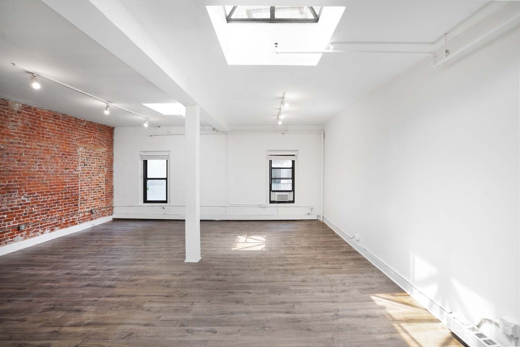 120 East 13th Street - Photo 5