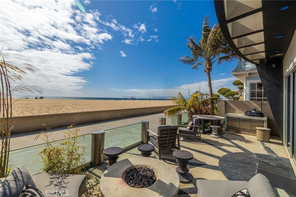 2024 The Strand - Photo 2