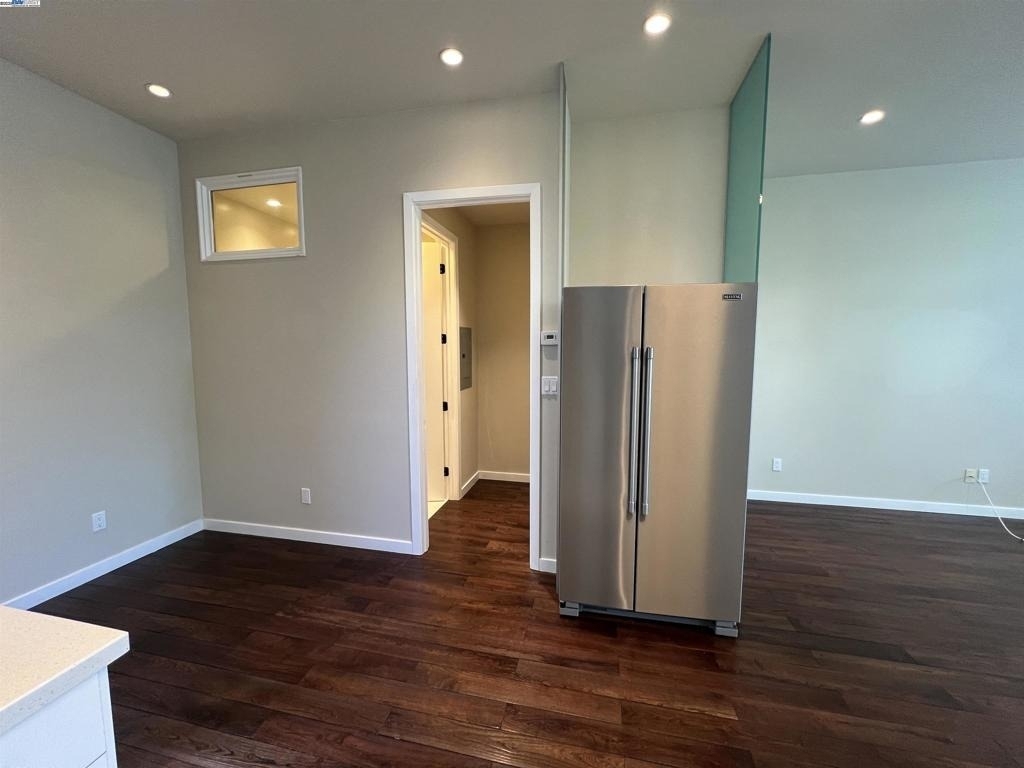317 Cortland Ave - Photo 6