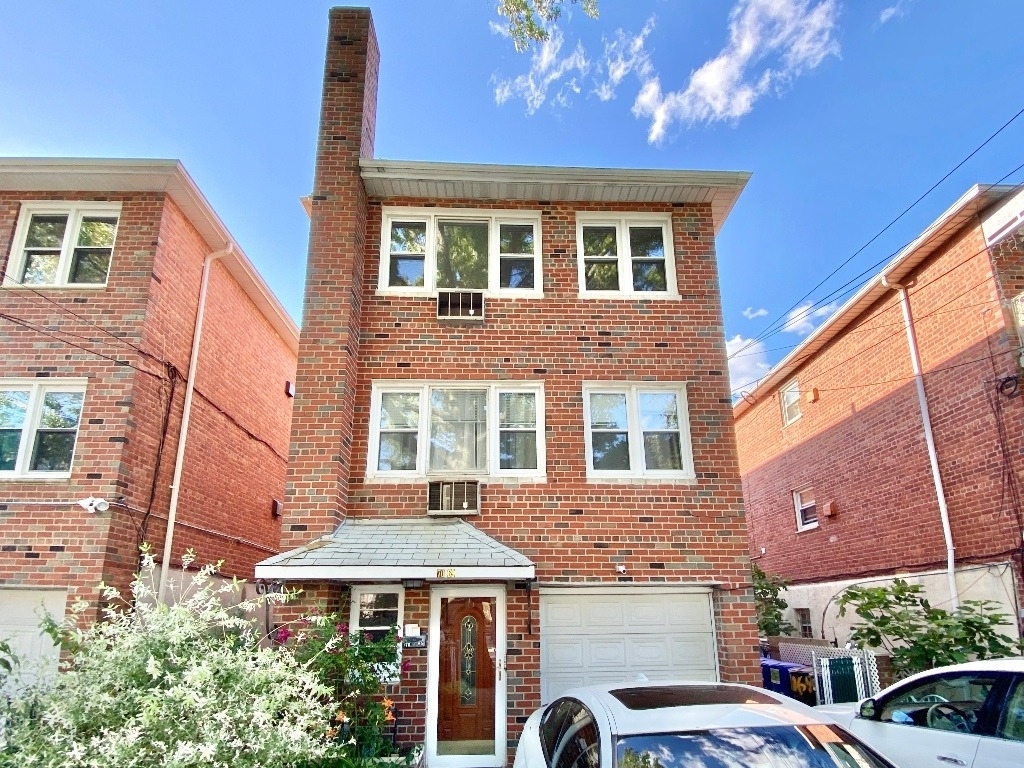 70-69 Walnut Street - Photo 0