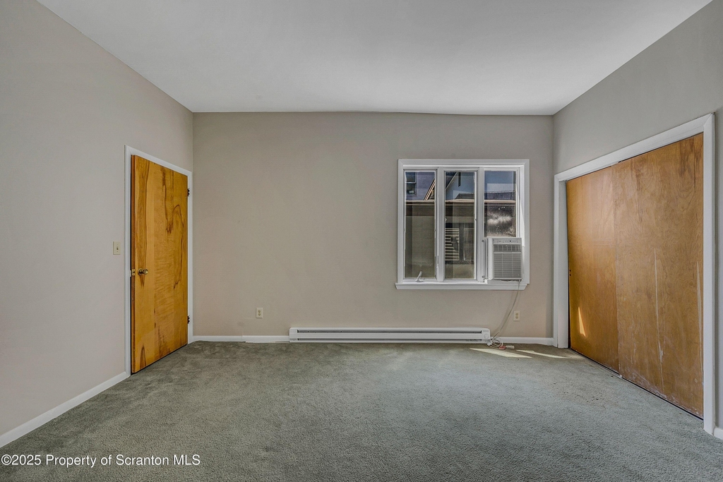 637 Monroe Avenue - Photo 11