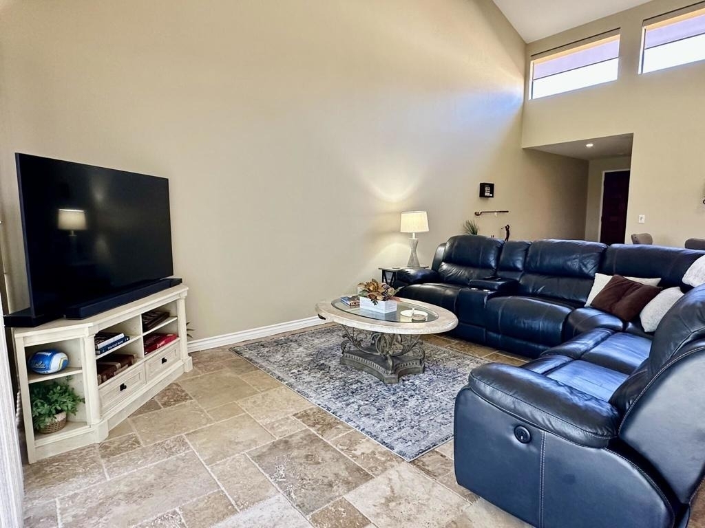305 Durango - Photo 5