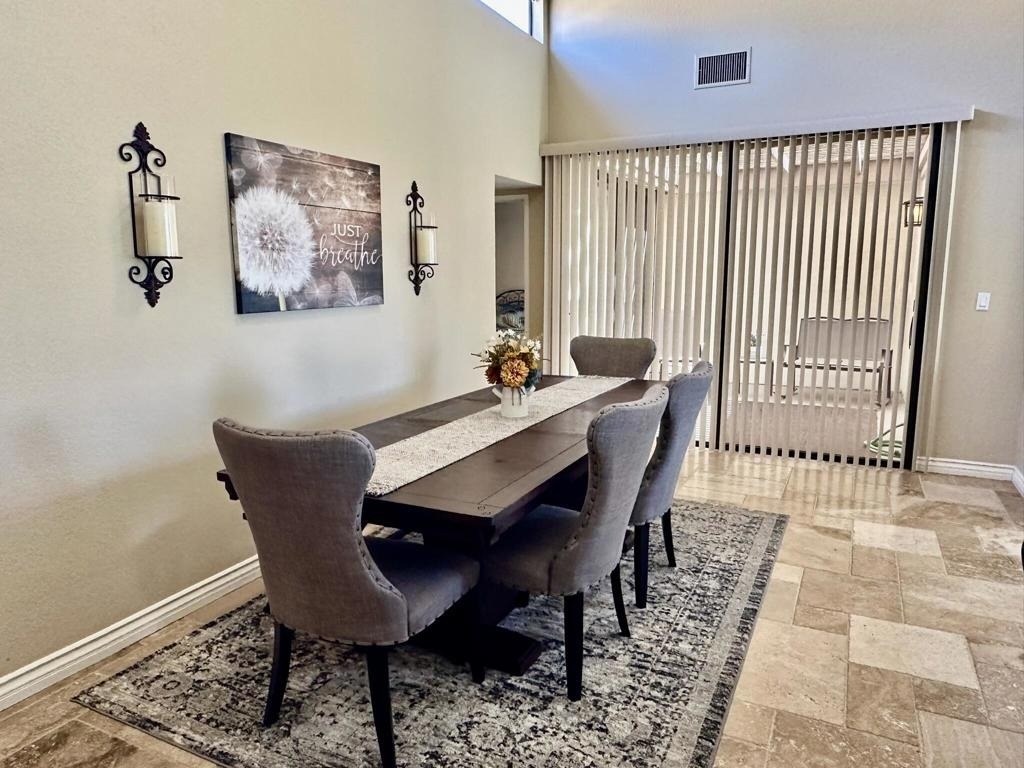 305 Durango - Photo 4