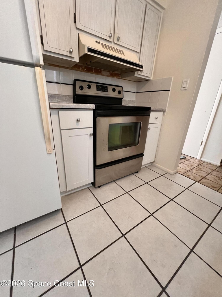 190 E Olmstead Drive - Photo 12