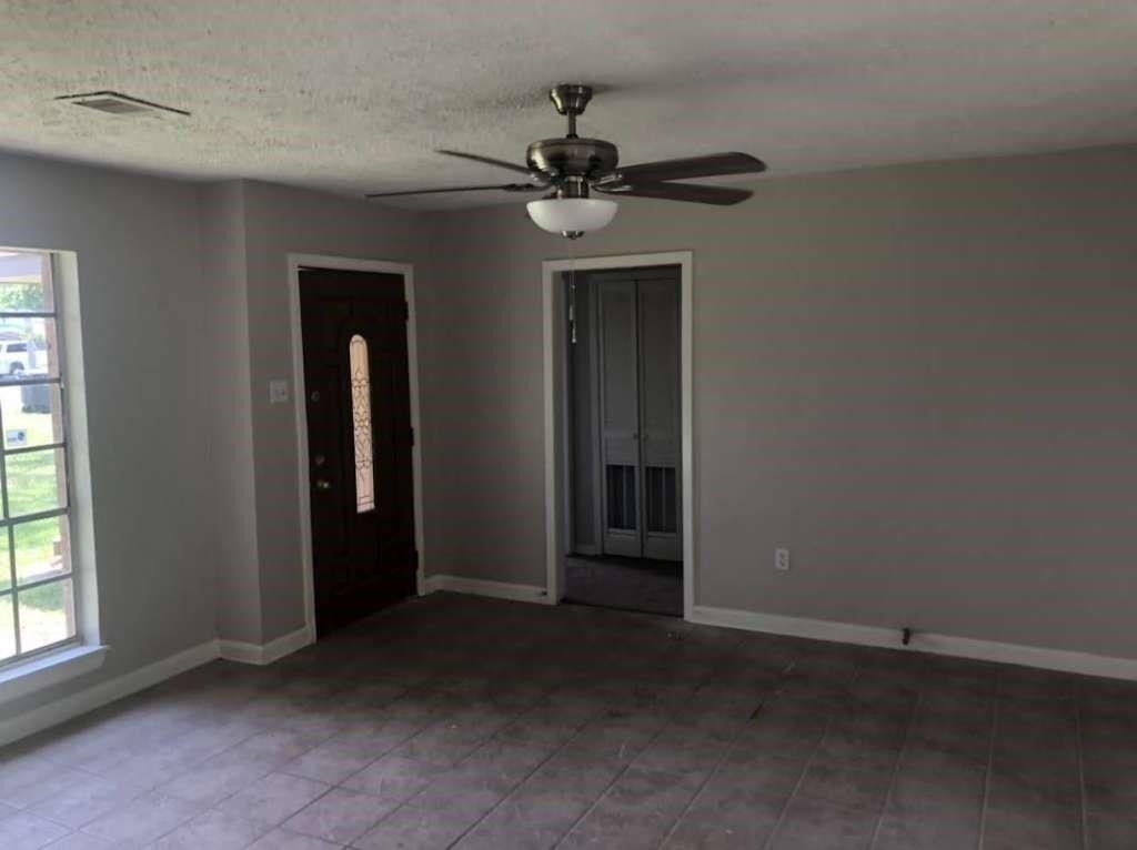 306 Tennyson Street - Photo 2