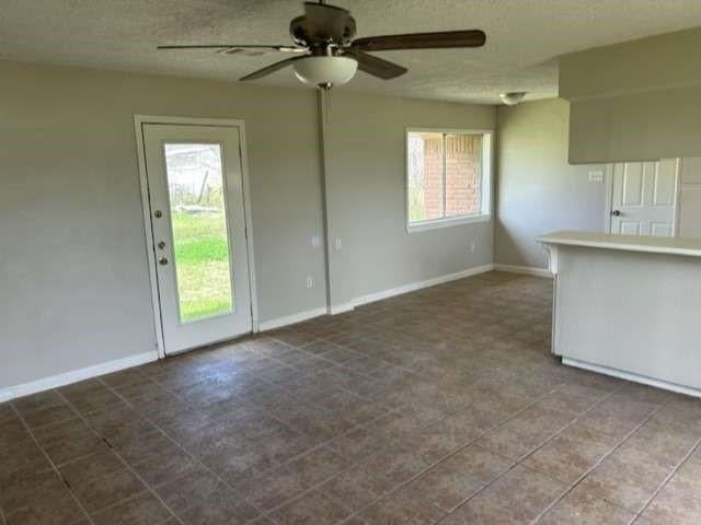 306 Tennyson Street - Photo 3