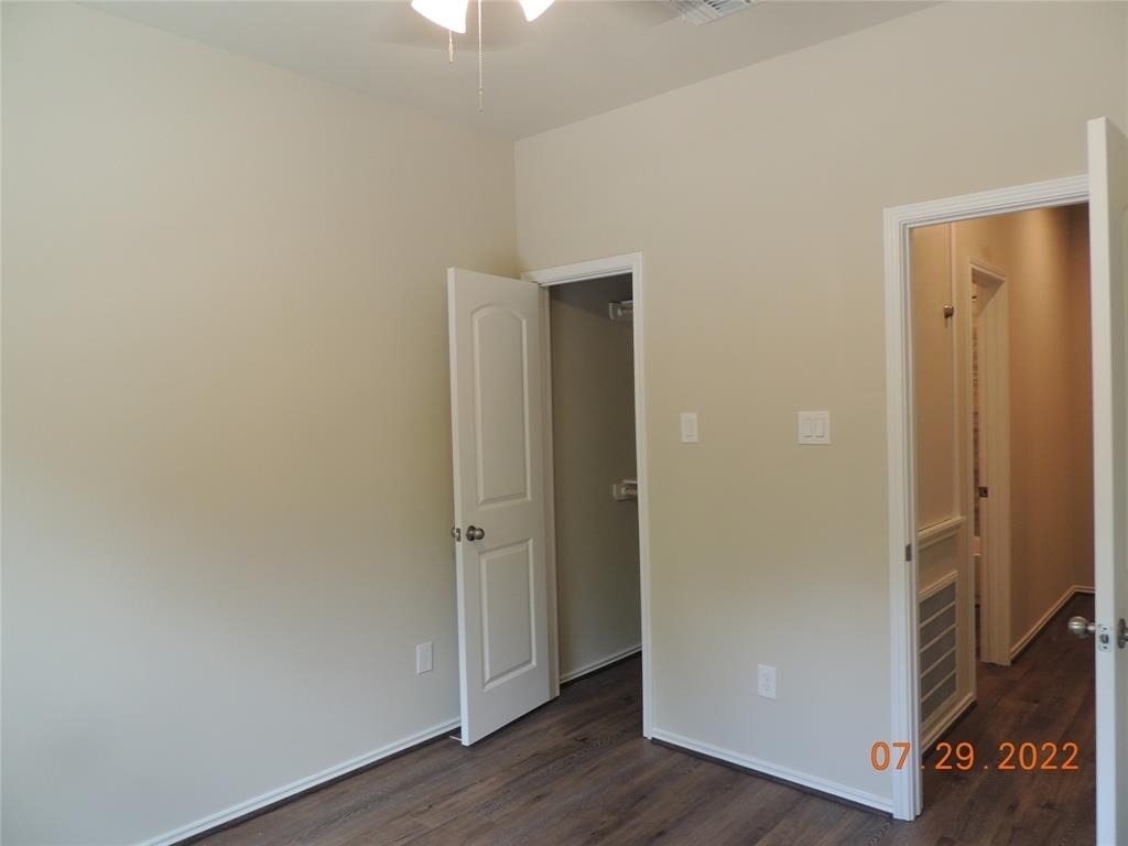 615 Hayman Street - Photo 26