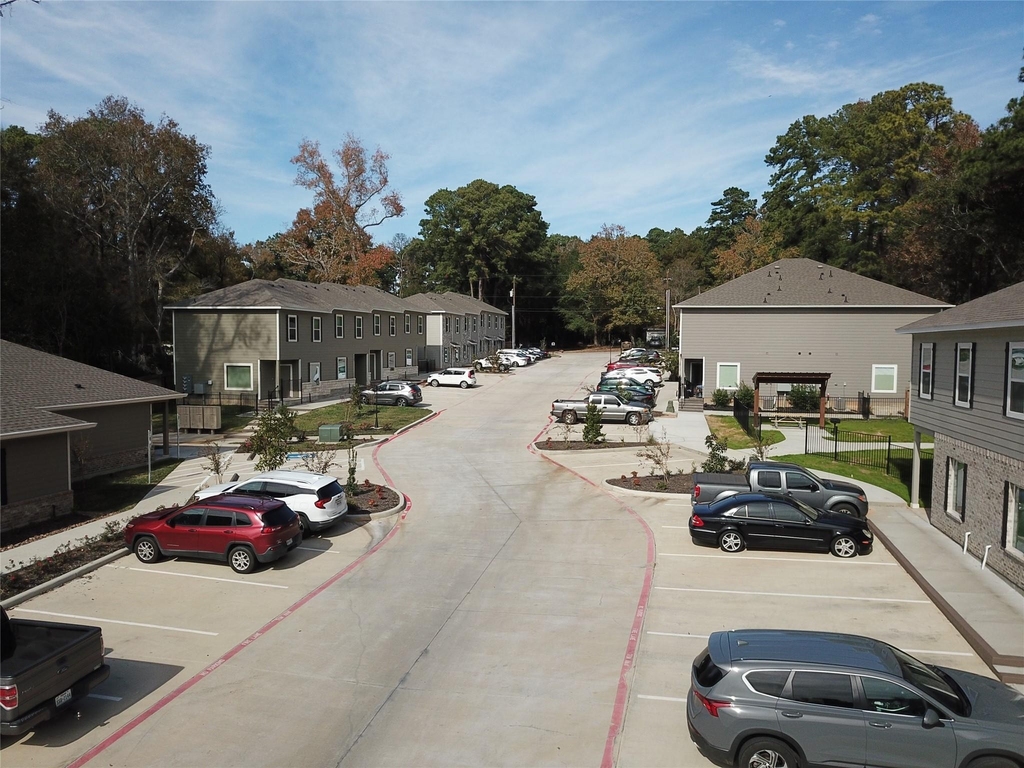 615 Hayman Street - Photo 4