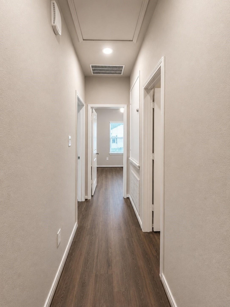 615 Hayman Street - Photo 24