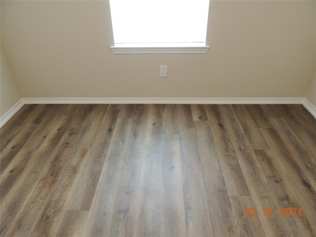 615 Hayman Street - Photo 25