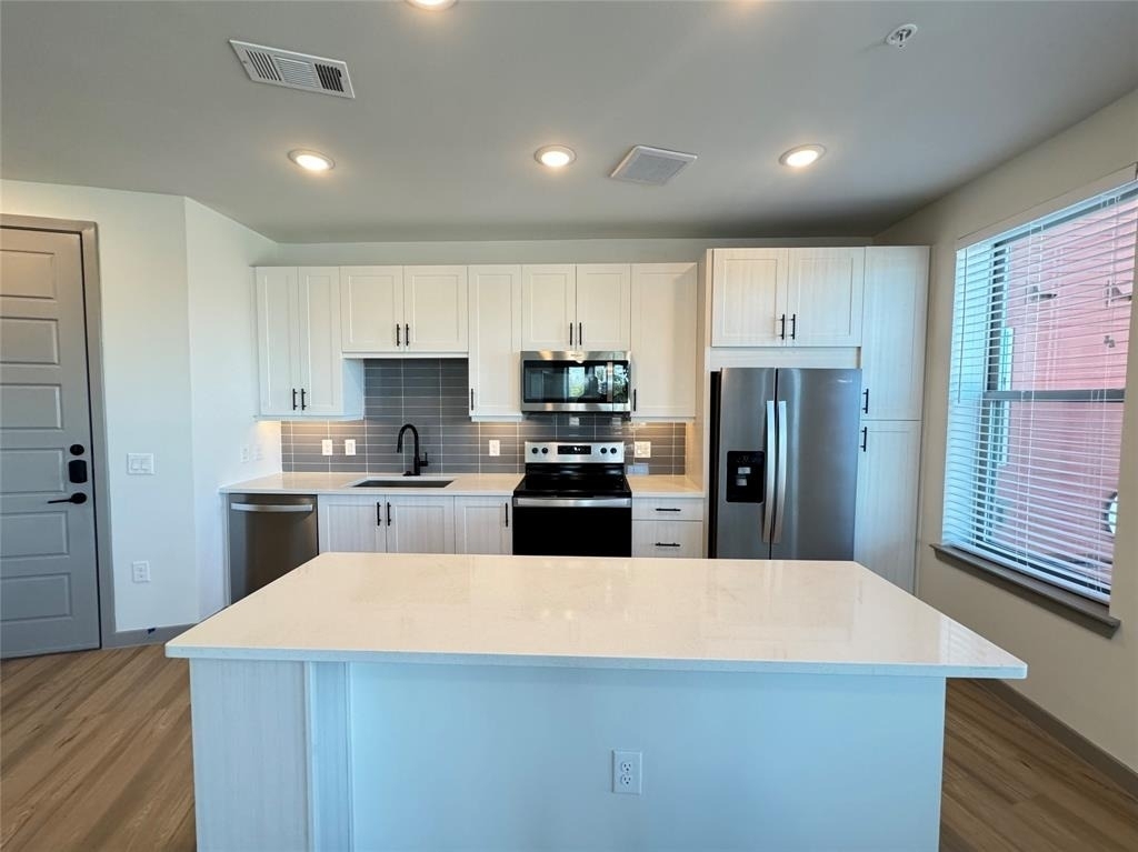 11604 Stonehollow Dr - Photo 1