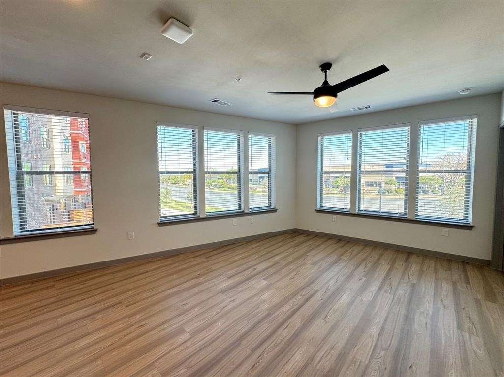 11604 Stonehollow Dr - Photo 4