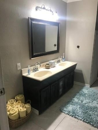 435 E Avenue J - Photo 25